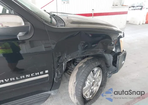 2009 Chevrolet Avalanche Ltz from USA, damaged, VIN 3GNFK32039G172218